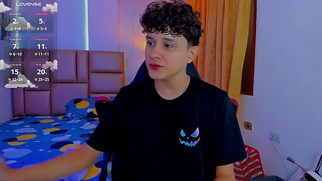 Nathan Bluee online show from March 7, 2025, 1:51 pm