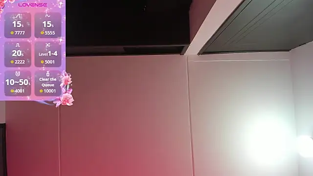 Samanthamillher10 online show from November 23, 2025, 11:21 am