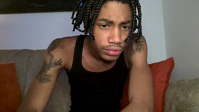 Snapshot of Skinnyblackman chatting on November 26, 2025, 3:07 am Skinnyblackman online show from November 26, 2025, 3:07 am