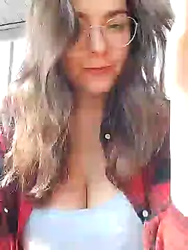 Snapshot of Alicia_Hot1 chatting on December 18, 2024, 1:45 pm Alicia Hot1 online show from December 18, 2024, 1:45 pm