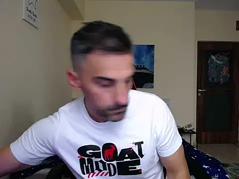 amydamarw online show from May 10, 2026, 5:56 am