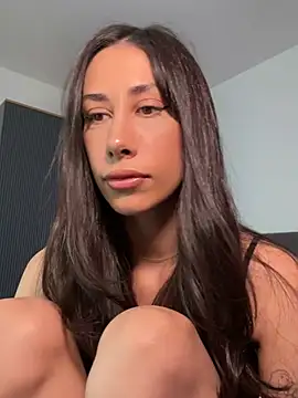 Snapshot of Sophiehii chatting on July 17, 2026, 11:17 am Sophiehii online show from July 17, 2026, 11:17 am