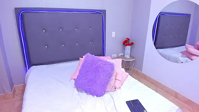 Snapshot of emma_lye chatting on January 26, 2025, 6:27 pm emma lye online show from January 26, 2025, 6:27 pm