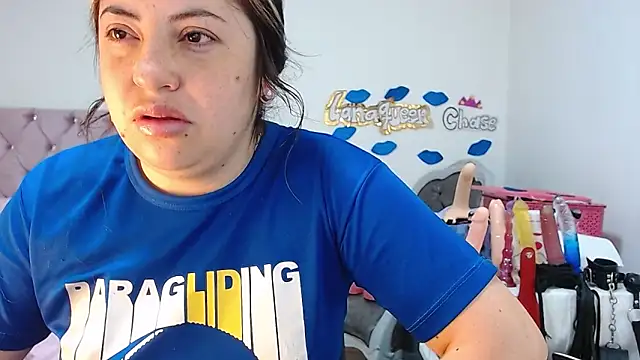 lanaqueen699 online show from February 1, 2025, 12:26 pm