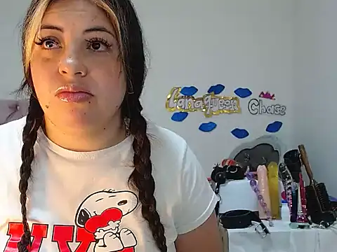 lanaqueen699 online show from February 10, 2025, 6:24 pm