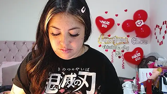 lanaqueen699 online show from February 20, 2025, 12:47 pm