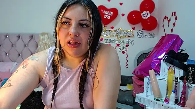 lanaqueen699 online show from March 14, 2025, 12:18 pm