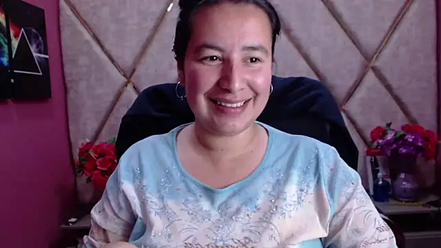 NaomyPrinces online show from December 21, 2024, 7:38 pm