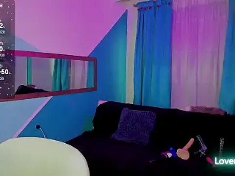 Snapshot of Hi_Marceline chatting on February 13, 2025, 5:33 pm Hi Marceline online show from February 13, 2025, 5:33 pm