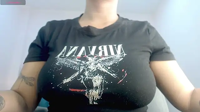 april bunnyy online show from February 9, 2026, 5:50 pm