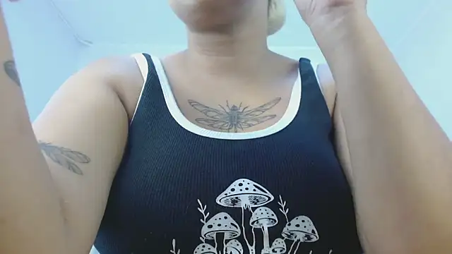 april bunnyy online show from March 11, 2026, 2:12 pm