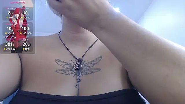 april bunnyy online show from May 20, 2026, 5:41 pm