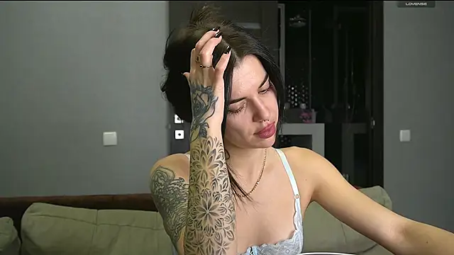 Alice melice online show from February 16, 2025, 6:43 pm