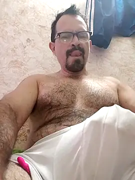 Snapshot of SbasTone_Muscle chatting on May 10, 2026, 3:17 pm SbasTone Muscle online show from May 10, 2026, 3:17 pm