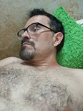 Snapshot of SbasTone_Muscle chatting on May 23, 2026, 1:11 am SbasTone Muscle online show from May 23, 2026, 1:11 am
