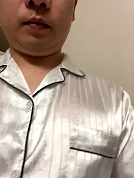 happyending69 online show from October 26, 2025, 11:09 pm