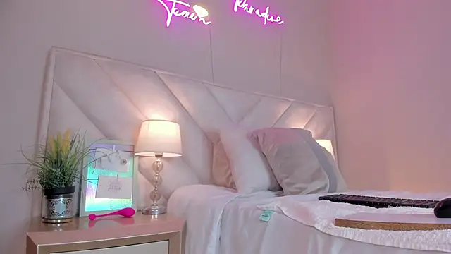  angela x online show from February 7, 2026, 11:25 am