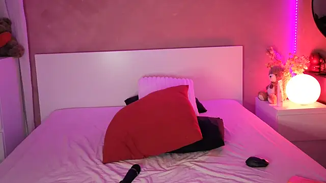NaughtyMe online show from July 10, 2026, 9:17 pm