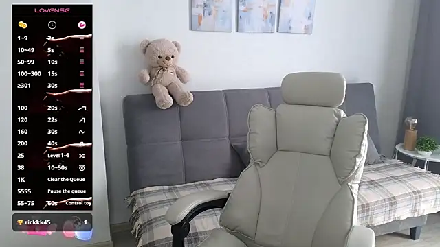 Snapshot of IsabelAllen chatting on February 26, 2026, 8:24 am IsabelAllen online show from February 26, 2026, 8:24 am