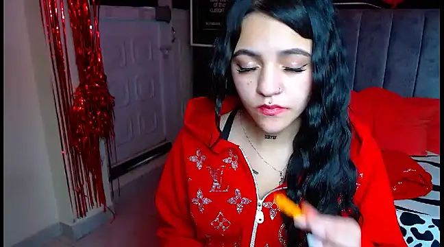 Violettasquirt online show from March 12, 2025, 8:10 pm