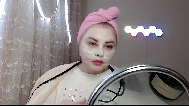 JewellKiss7 online show from December 2, 2024, 5:15 pm