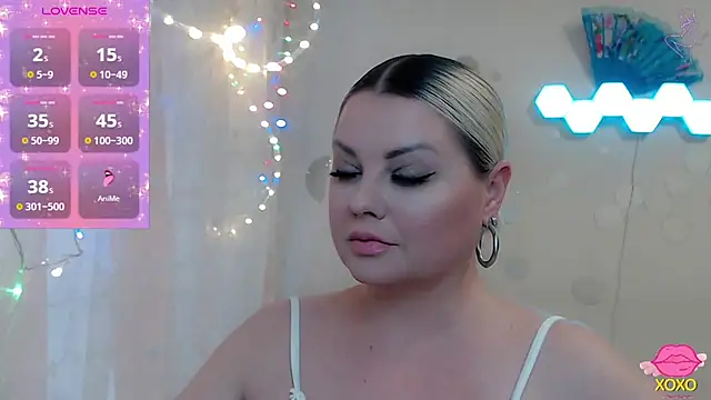 Snapshot of JewellKiss7 chatting on March 29, 2026, 2:06 pm JewellKiss7 online show from March 29, 2026, 2:06 pm