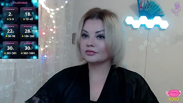 Snapshot of JewellKiss7 chatting on May 9, 2026, 4:01 pm JewellKiss7 online show from May 9, 2026, 4:01 pm