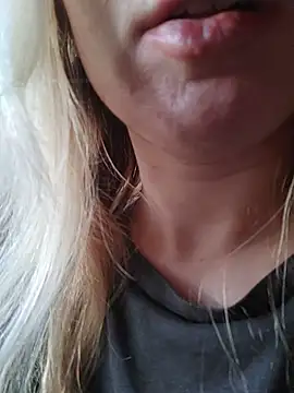 Linda 999 online show from February 24, 2025, 1:42 pm