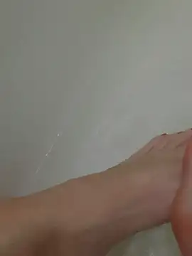 Linda 999 online show from March 9, 2025, 8:07 am