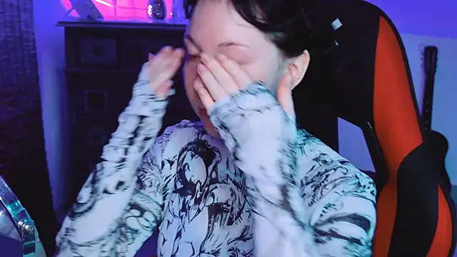 NancyMartinez online show from September 23, 2025, 5:10 am