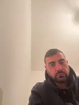 Snapshot of petan33 chatting on January 7, 2025, 10:19 pm petan33 online show from January 7, 2025, 10:19 pm