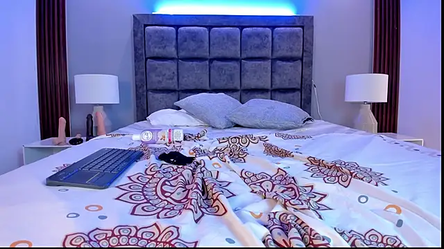 Susann Ross online show from March 22, 2025, 5:09 pm