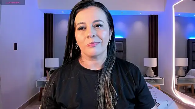 Susann Ross online show from November 17, 2025, 11:38 am