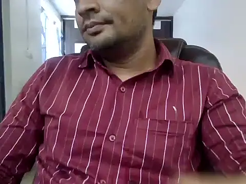 Snapshot of NiceBoy9099 chatting on May 6, 2026, 5:46 am NiceBoy9099 online show from May 6, 2026, 5:46 am