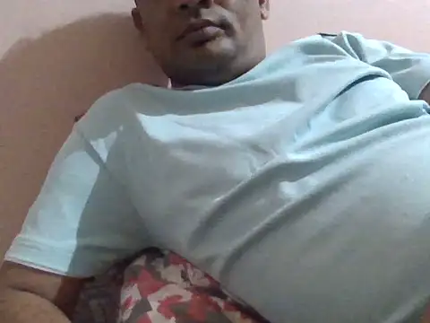 Snapshot of NiceBoy9099 chatting on May 11, 2026, 4:59 pm NiceBoy9099 online show from May 11, 2026, 4:59 pm