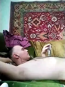 Snapshot of Pineapple04 chatting on January 14, 2025, 12:35 pm Pineapple04 online show from January 14, 2025, 12:35 pm