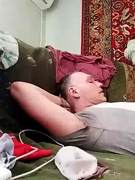 Snapshot of Pineapple04 chatting on February 18, 2025, 4:58 am Pineapple04 online show from February 18, 2025, 4:58 am