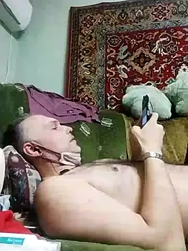 Snapshot of Pineapple04 chatting on February 20, 2025, 8:58 pm Pineapple04 online show from February 20, 2025, 8:58 pm