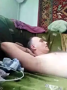 Snapshot of Pineapple04 chatting on March 11, 2025, 6:53 am Pineapple04 online show from March 11, 2025, 6:53 am