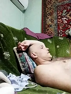 Snapshot of Pineapple04 chatting on March 22, 2025, 4:15 pm Pineapple04 online show from March 22, 2025, 4:15 pm