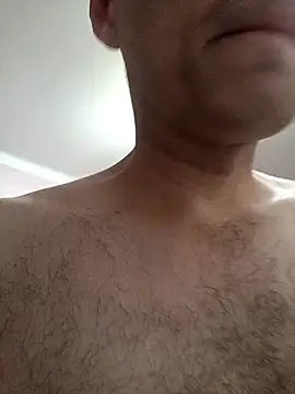 Snapshot of Pineapple04 chatting on September 17, 2025, 4:41 pm Pineapple04 online show from September 17, 2025, 4:41 pm