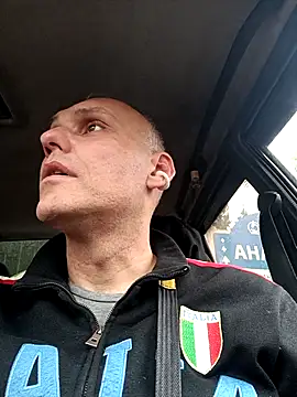 Snapshot of Pineapple04 chatting on October 1, 2025, 11:38 am Pineapple04 online show from October 1, 2025, 11:38 am