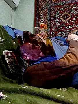 Snapshot of Pineapple04 chatting on October 5, 2025, 6:28 pm Pineapple04 online show from October 5, 2025, 6:28 pm