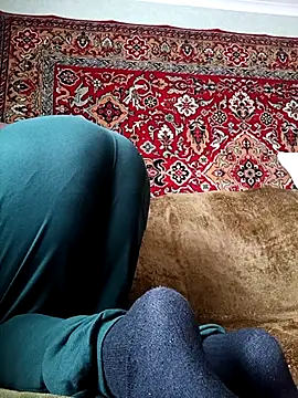 Snapshot of Pineapple04 chatting on October 9, 2025, 8:12 am Pineapple04 online show from October 9, 2025, 8:12 am