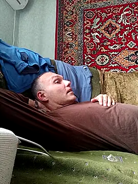 Snapshot of Pineapple04 chatting on October 13, 2025, 7:19 am Pineapple04 online show from October 13, 2025, 7:19 am