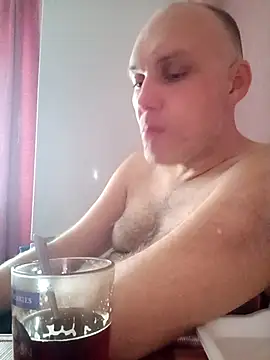 Snapshot of Pineapple04 chatting on October 27, 2025, 5:33 am Pineapple04 online show from October 27, 2025, 5:33 am