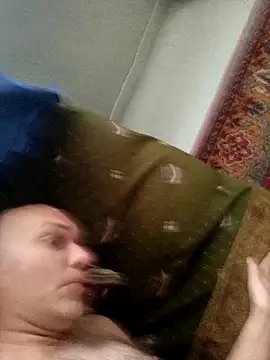 Snapshot of Pineapple04 chatting on October 31, 2025, 5:08 am Pineapple04 online show from October 31, 2025, 5:08 am