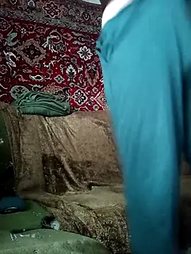 Snapshot of Pineapple04 chatting on November 6, 2025, 4:57 am Pineapple04 online show from November 6, 2025, 4:57 am