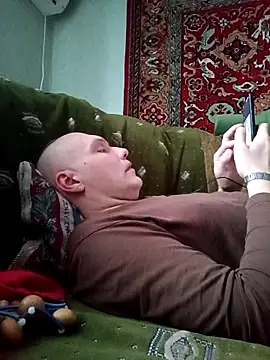 Pineapple04 online show from February 15, 2026, 5:15 am