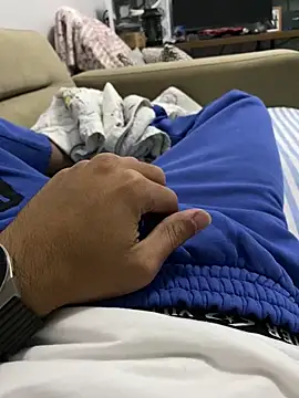 Crazyturko07 online show from September 19, 2025, 4:40 pm